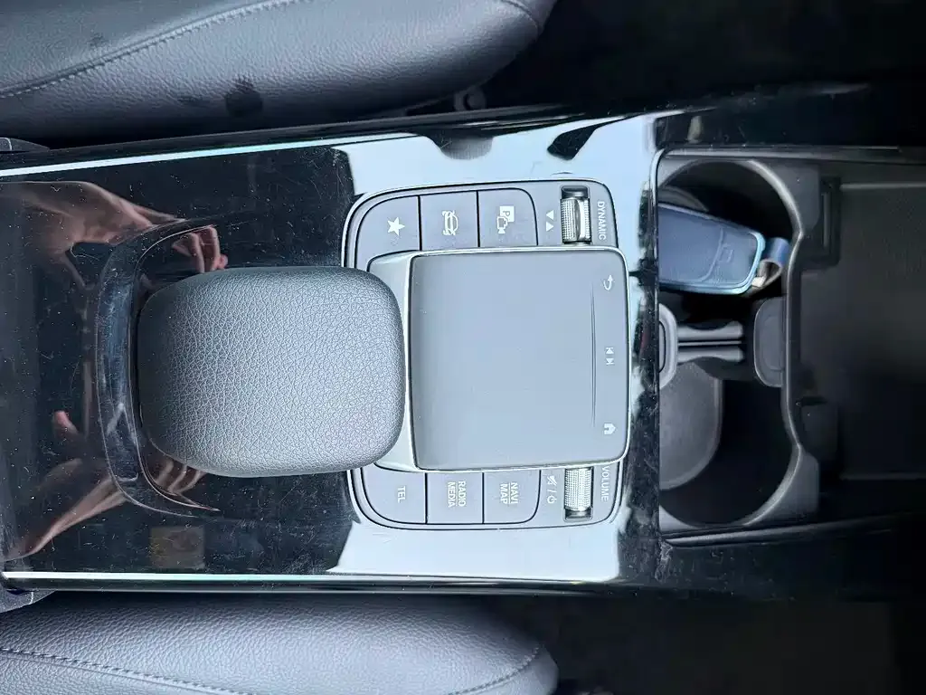 Mercedes-Benz A-Class 2022 из CN, фото 8