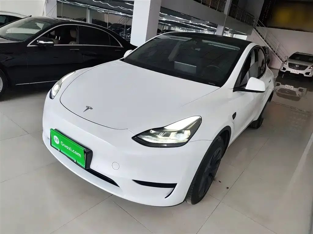 Tesla Model Y 2024 из CN, фото 8