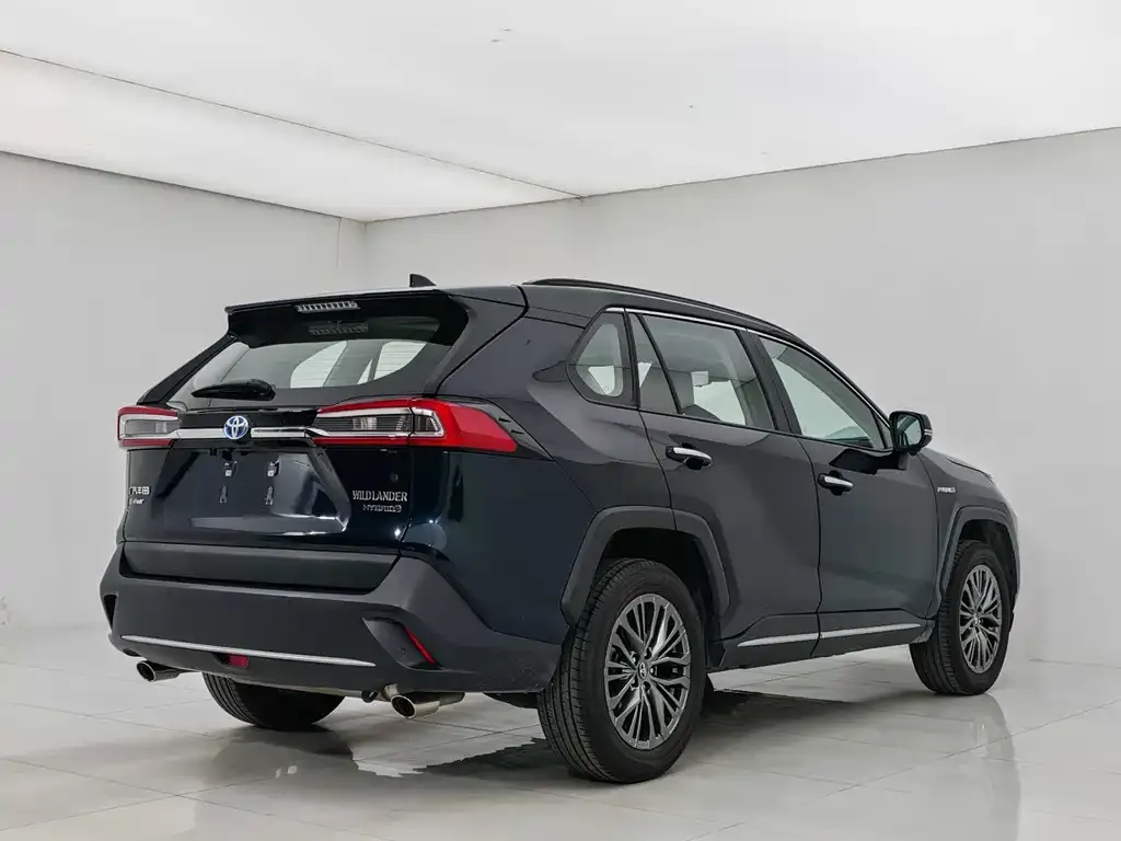 Toyota Wildlander 2023 из CN, фото 3
