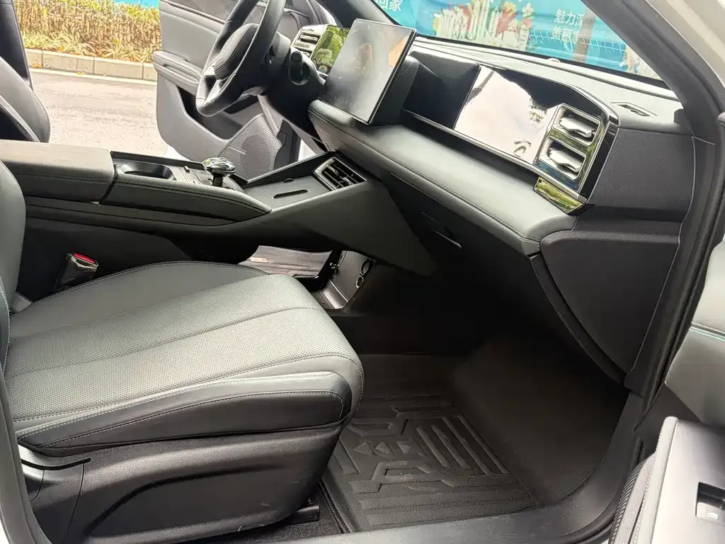BYD Qin L 2024 из CN, фото 9