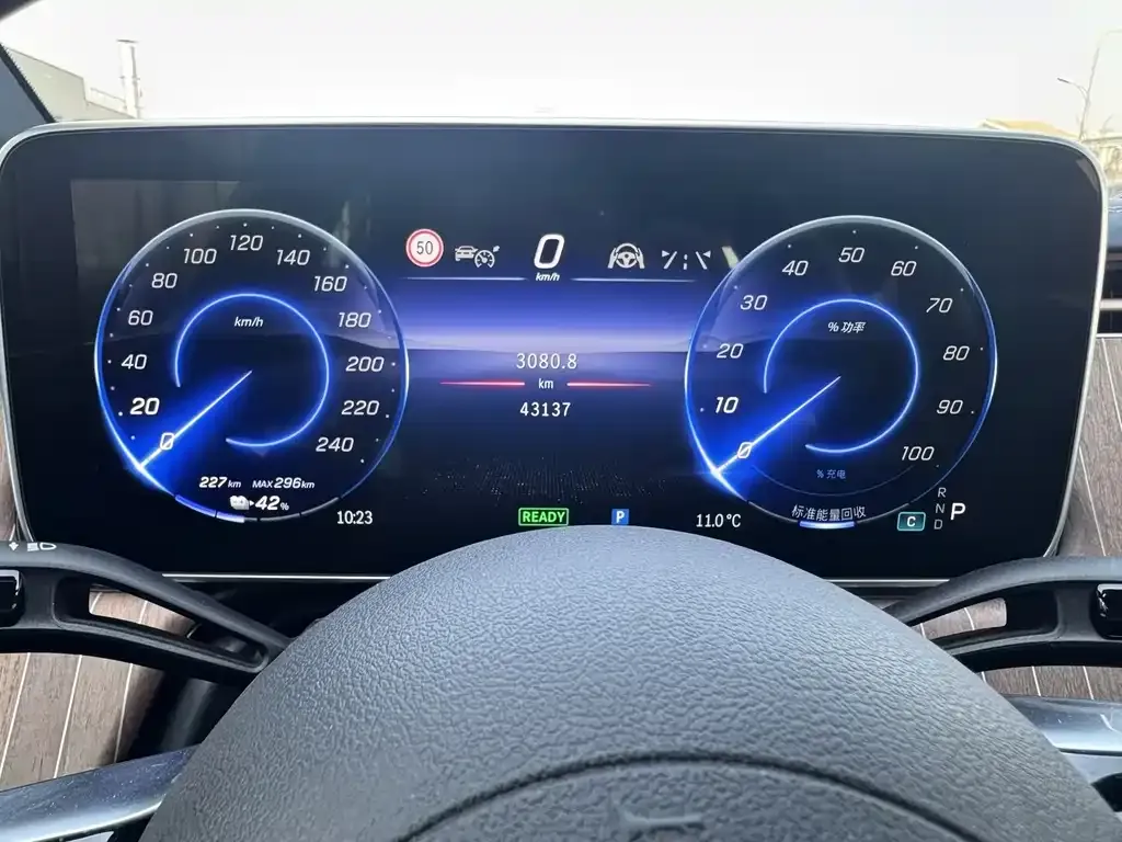 Mercedes-Benz EQE 2023 из CN, фото 3
