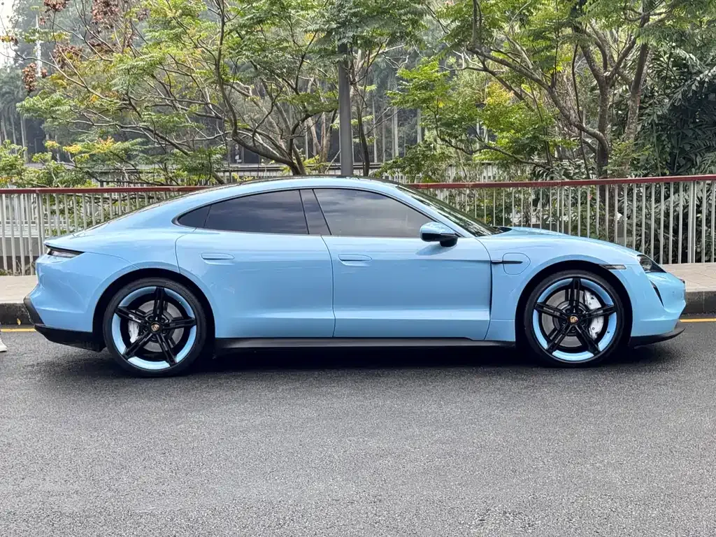 Porsche Taycan 2023 из CN, фото 10