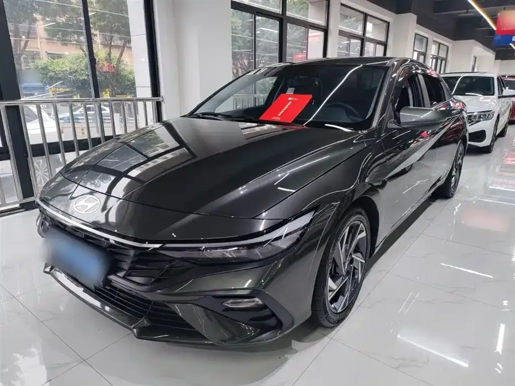 Hyundai Elantra 2025 из CN, фото 3