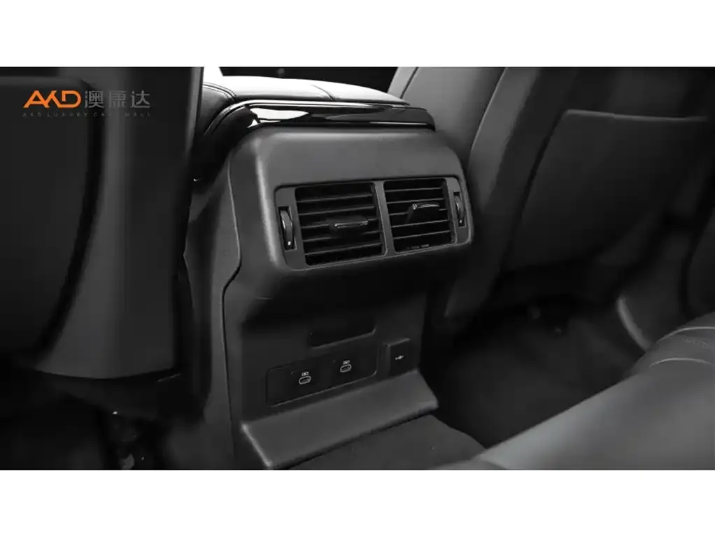 Land Rover Velar 2024 из CN, фото 2