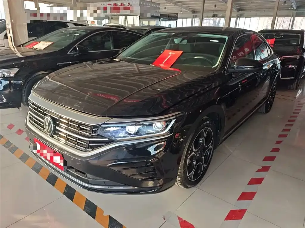 Volkswagen Passat 2022 из CN, фото 2
