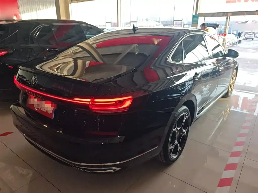 Volkswagen Passat 2022 из CN, фото 7