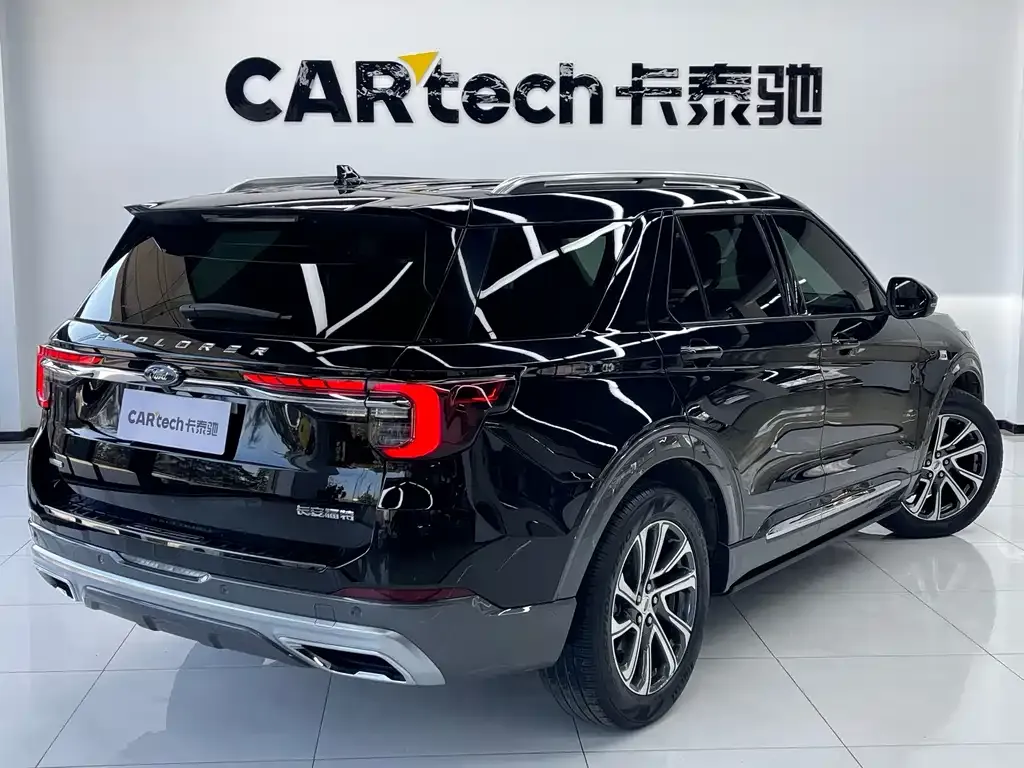 Ford Explorer 2022 из CN, фото 4