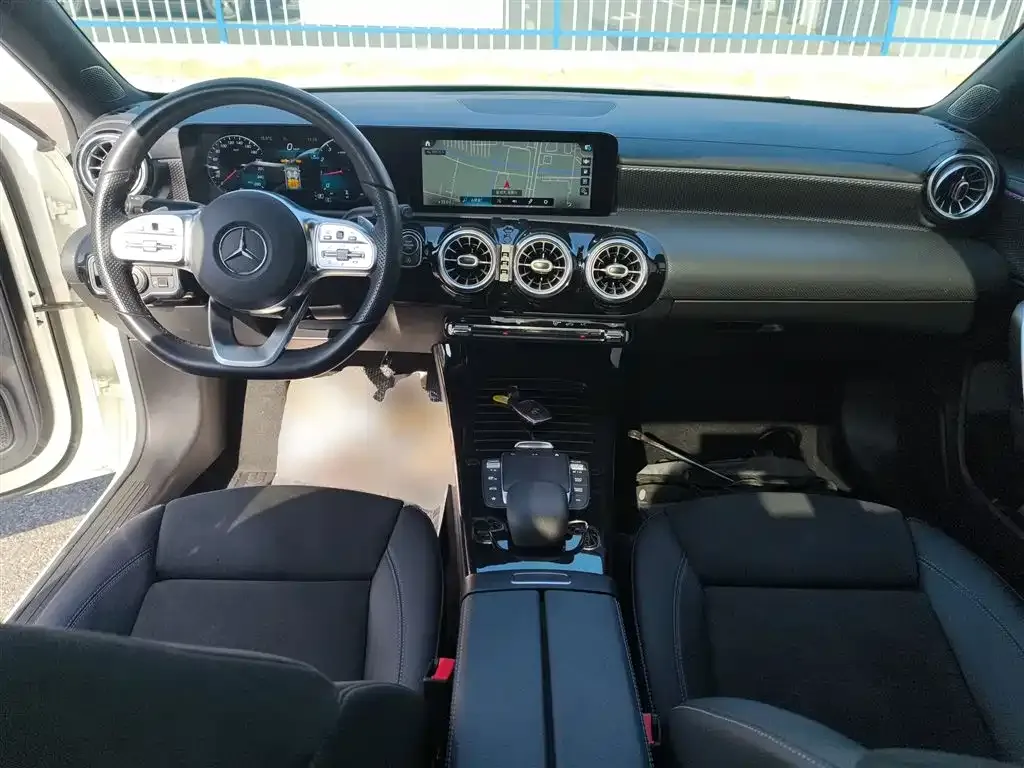 Mercedes-Benz A-Class 2021 из CN, фото 10