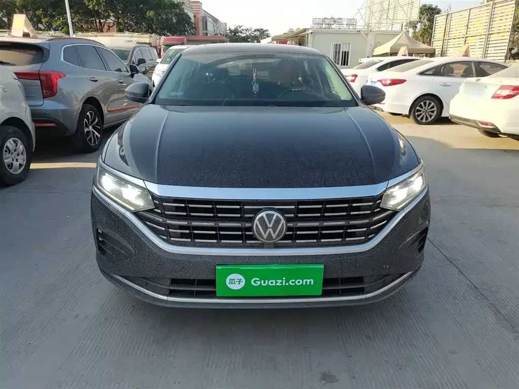 Volkswagen Passat 2023 из CN, фото 2