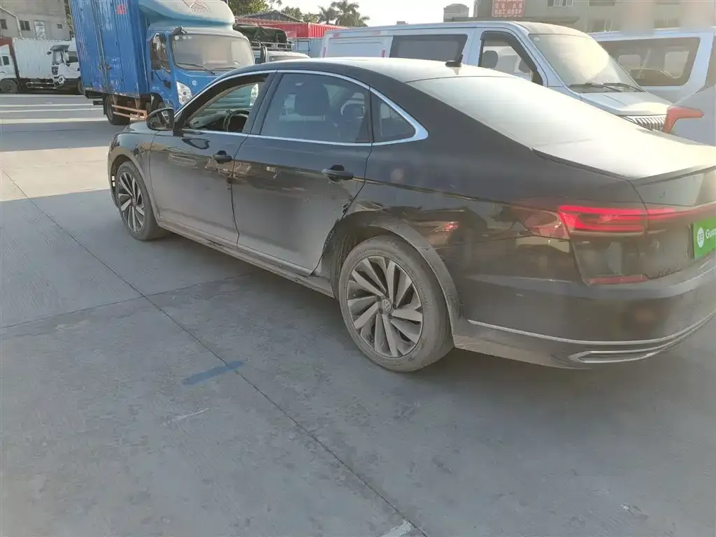 Volkswagen Passat 2023 из CN, фото 5