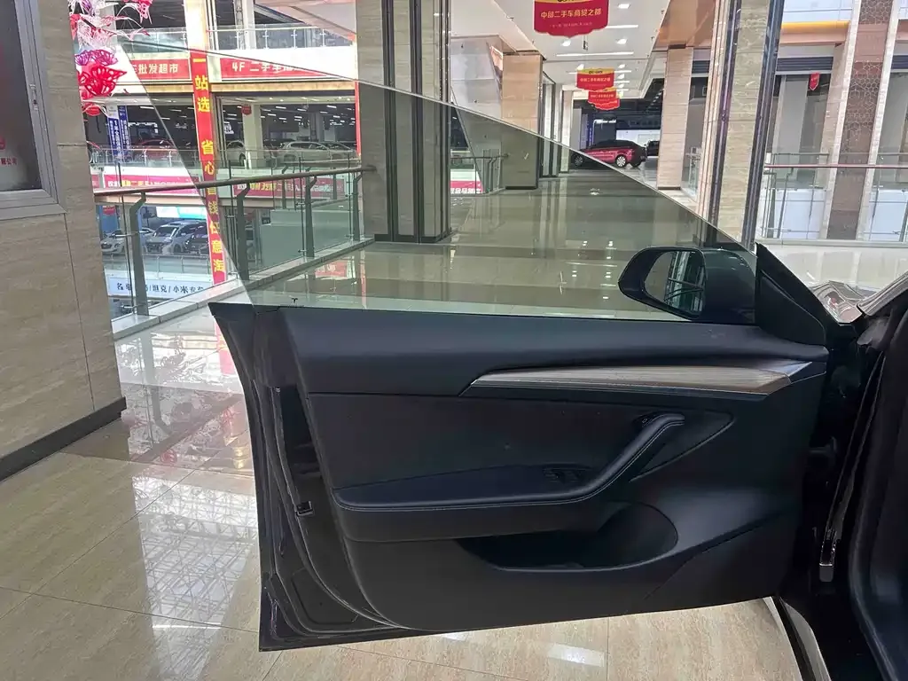 Tesla Model 3 2023 из CN, фото 7