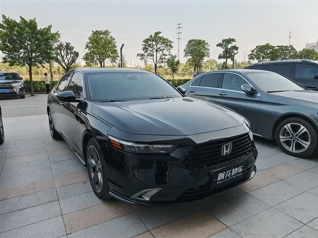Honda Accord 2024 из CN, фото 3