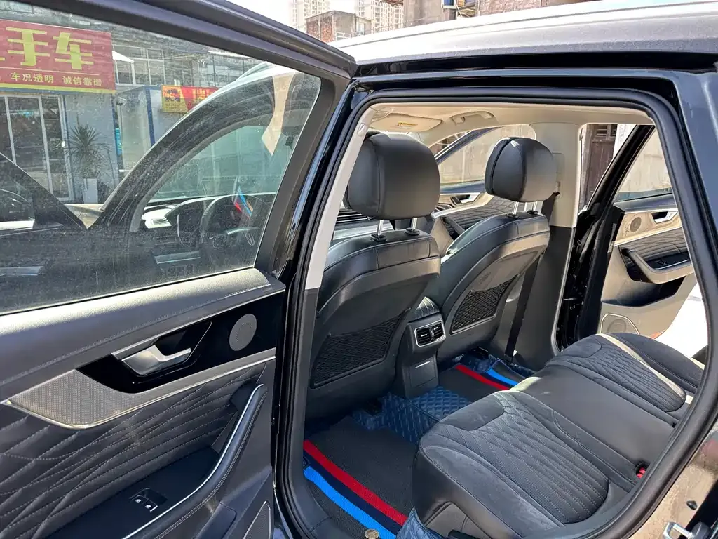 Hongqi HS5 2022 из CN, фото 5