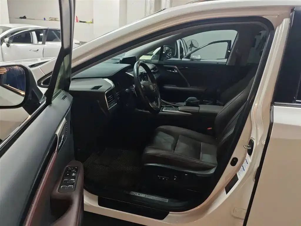Lexus RX 2023 из CN, фото 7