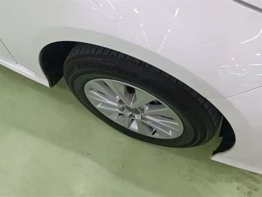 Toyota Corolla 2023 из CN, фото 6