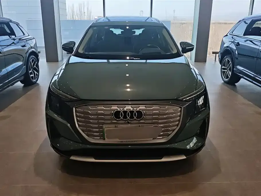 Audi Q5 e-tron 2023 из CN, фото 2