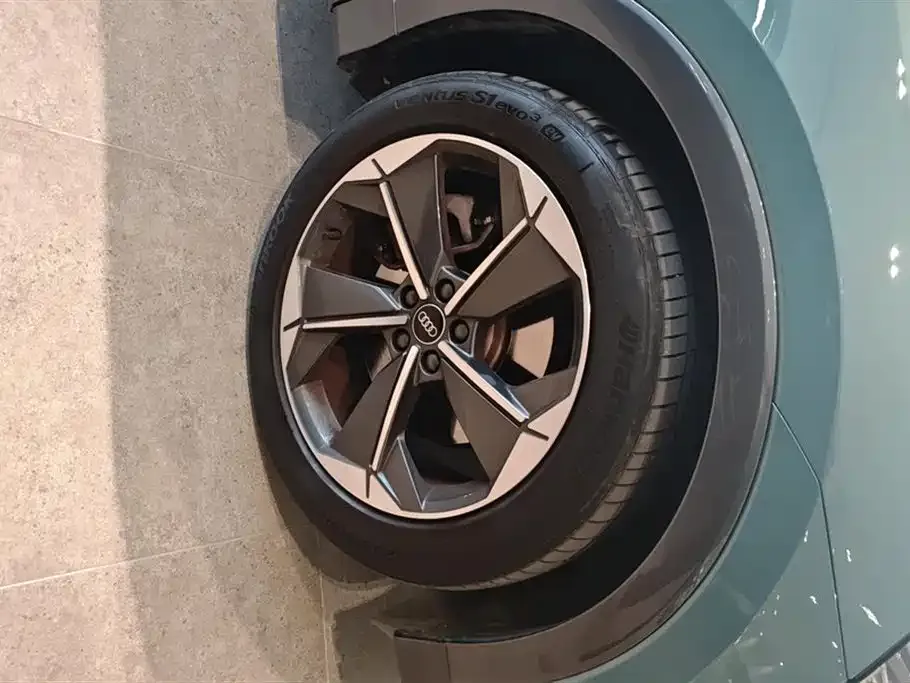 Audi Q5 e-tron 2023 из CN, фото 10
