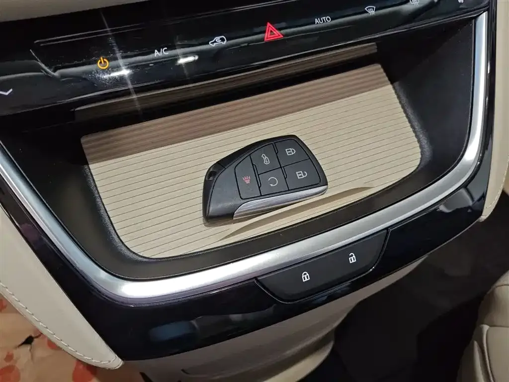 Buick GL8 Hybrid 2025 из CN, фото 9