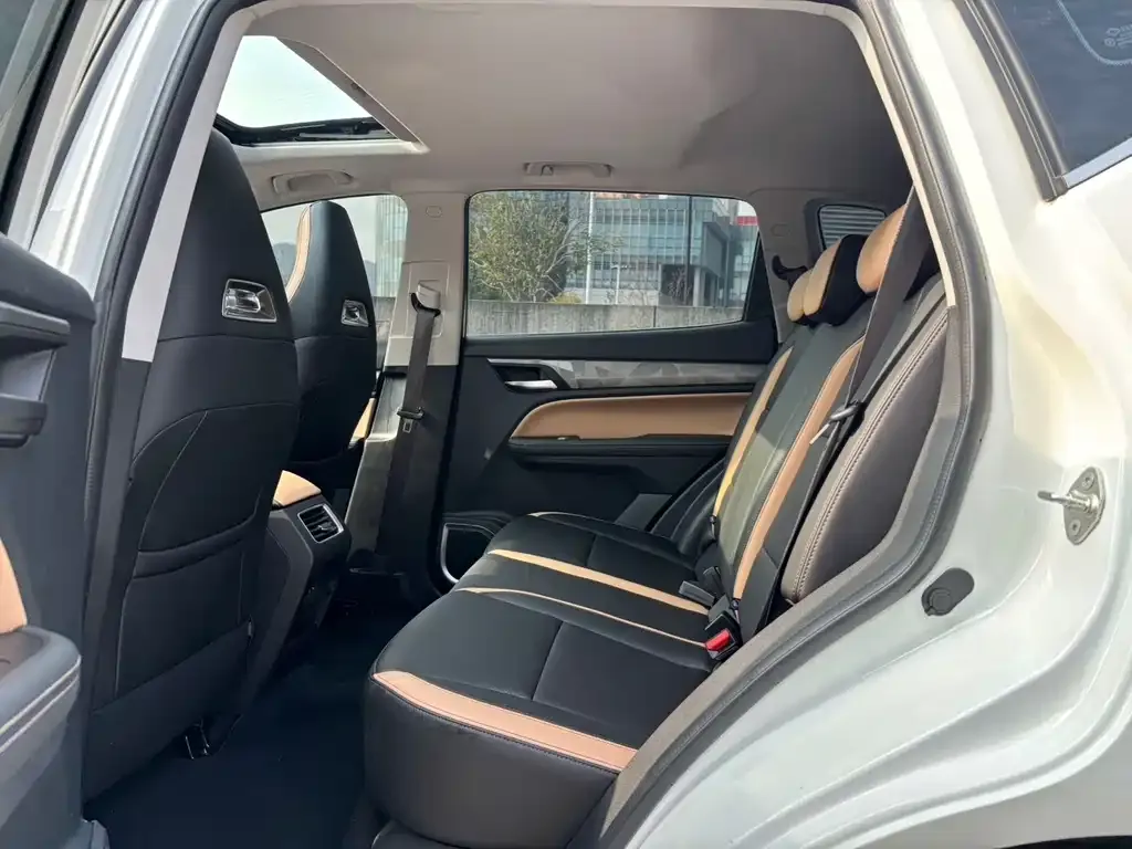 Geely Haoyue PRO 2024 из CN, фото 8