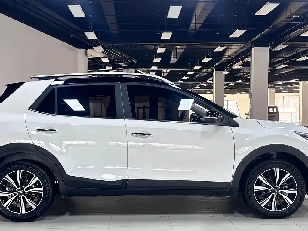 Kia KX1 2022 из CN, фото 8