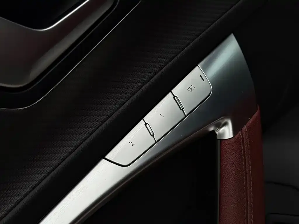 Audi A7L 2024 из CN, фото 2