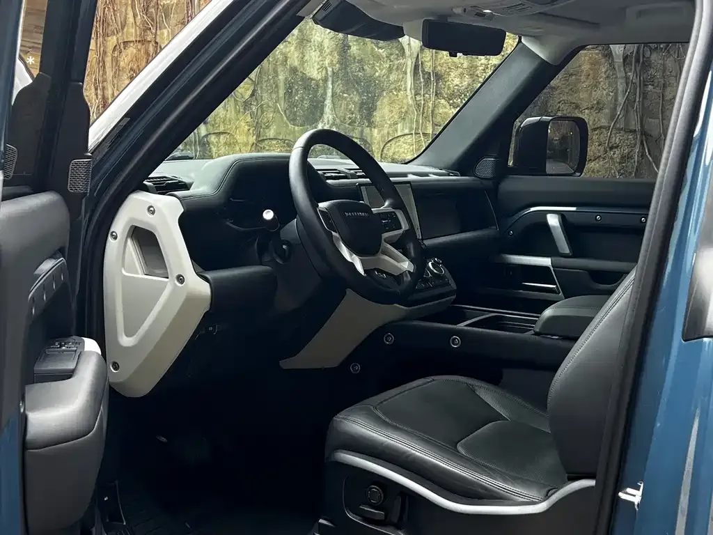 Land Rover Defender 2025 из CN, фото 2