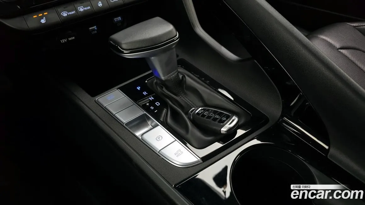 Hyundai AVANTE — фото 2
