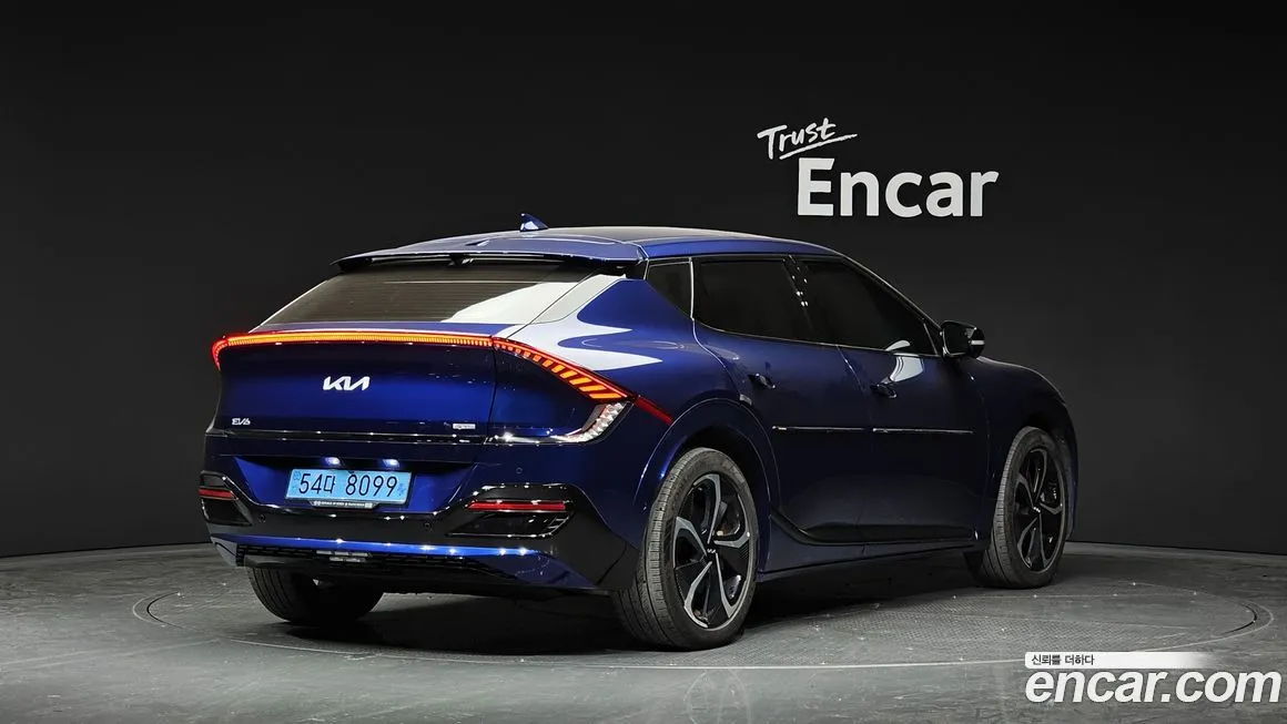 Kia EV6 — фото 2
