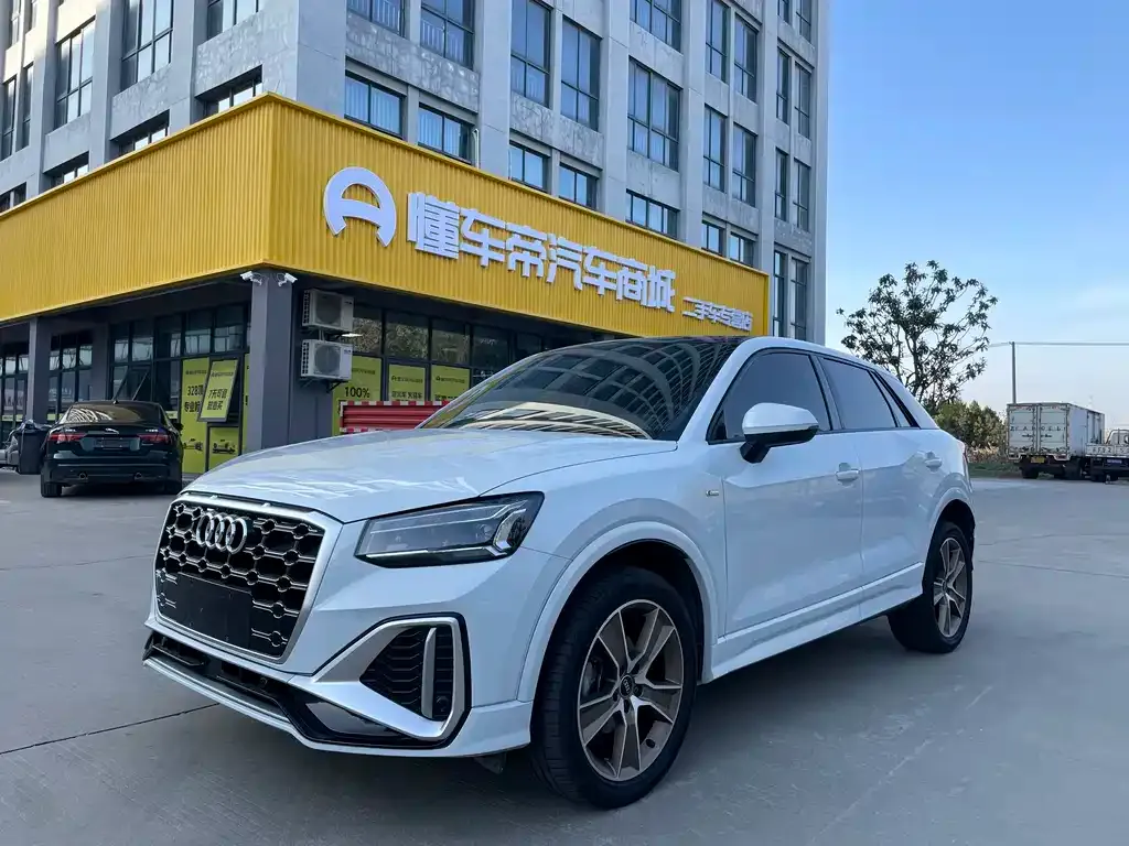 Audi Q2L 2023 из CN, фото 3