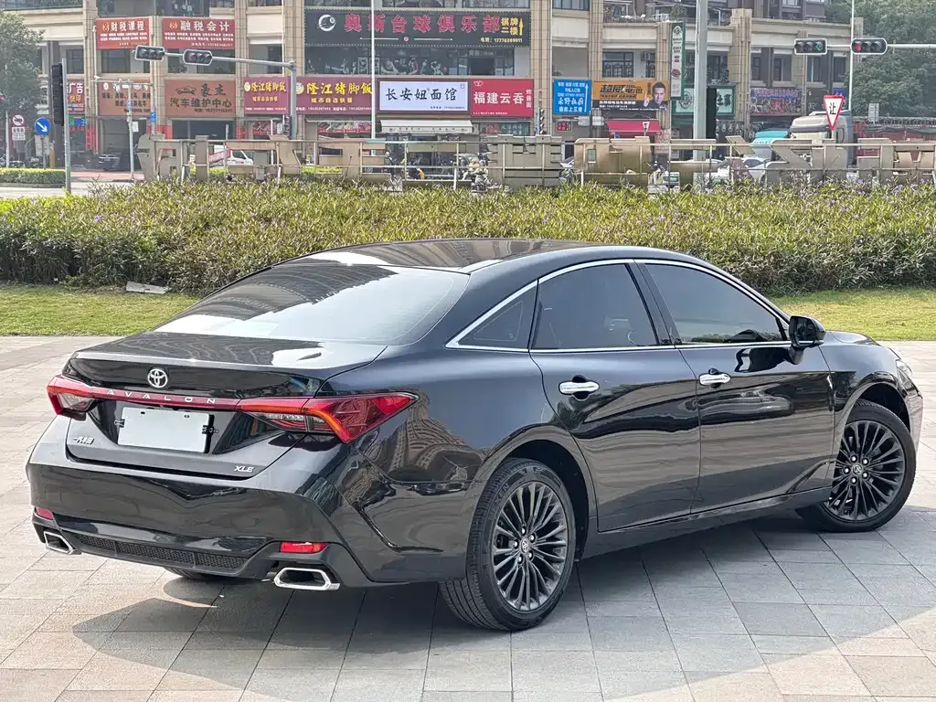 Toyota Avalon 2022 из CN, фото 4