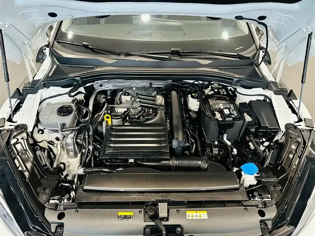Volkswagen Lamando 2024 из CN, фото 7