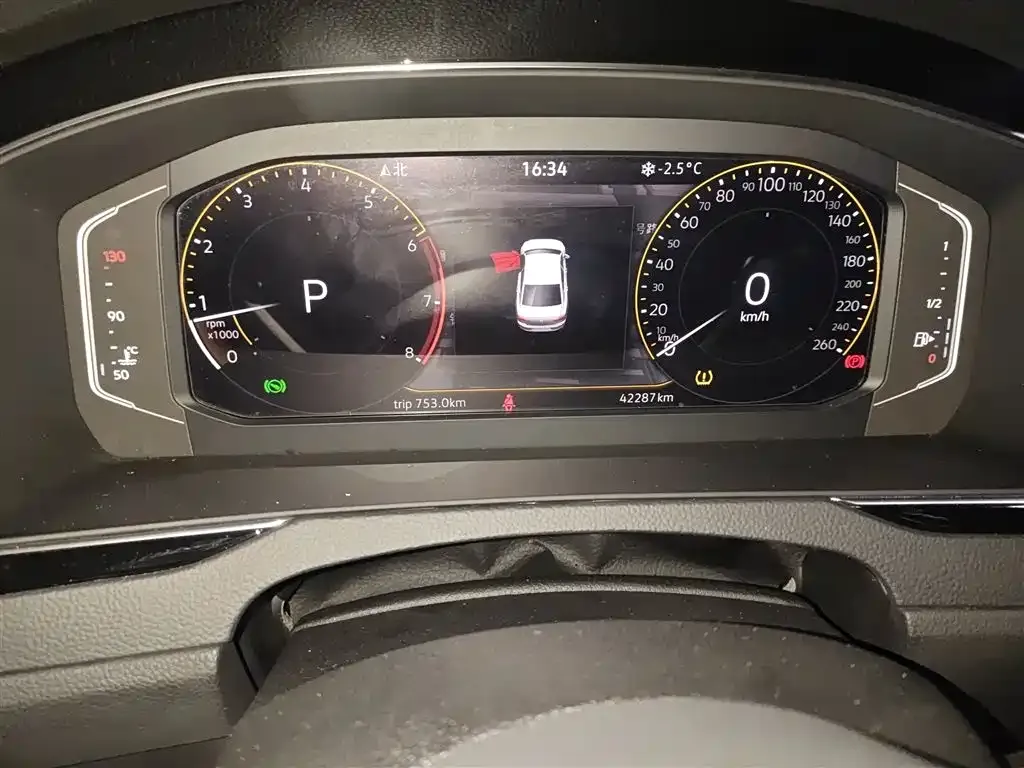 Volkswagen Magotan 2022 из CN, фото 8