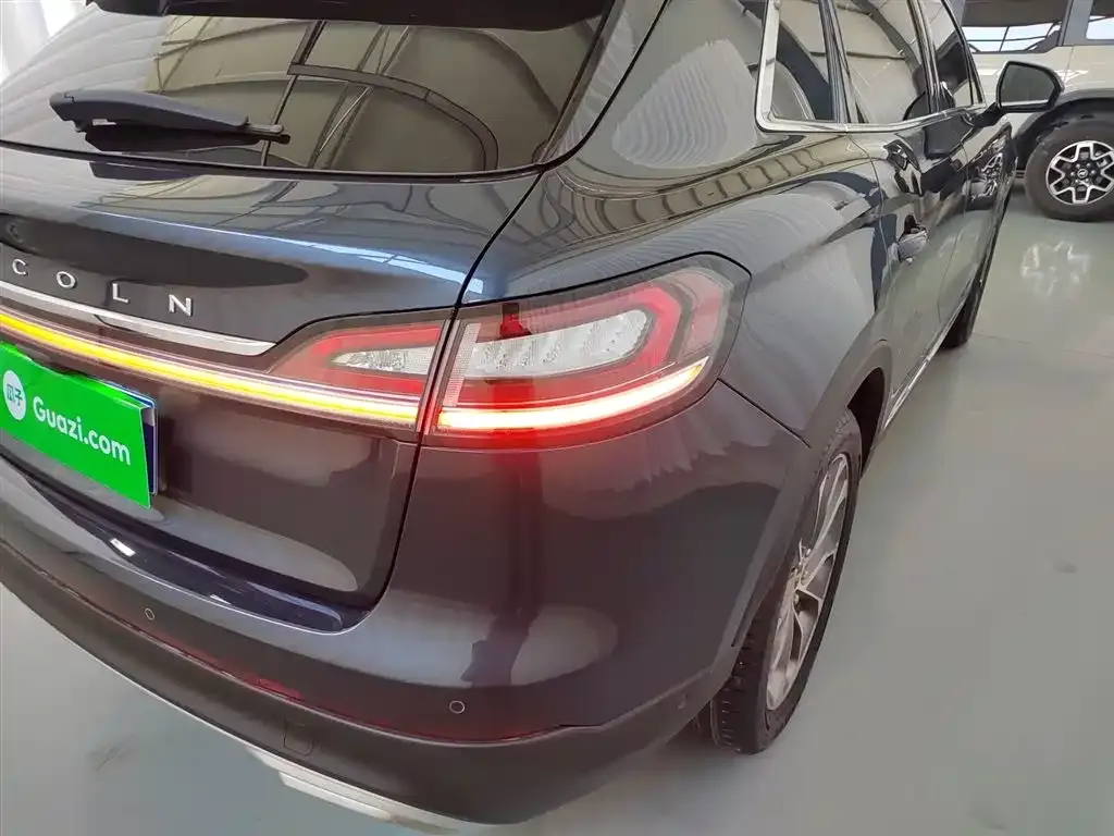 Lincoln Nautilus 2021 из CN, фото 3