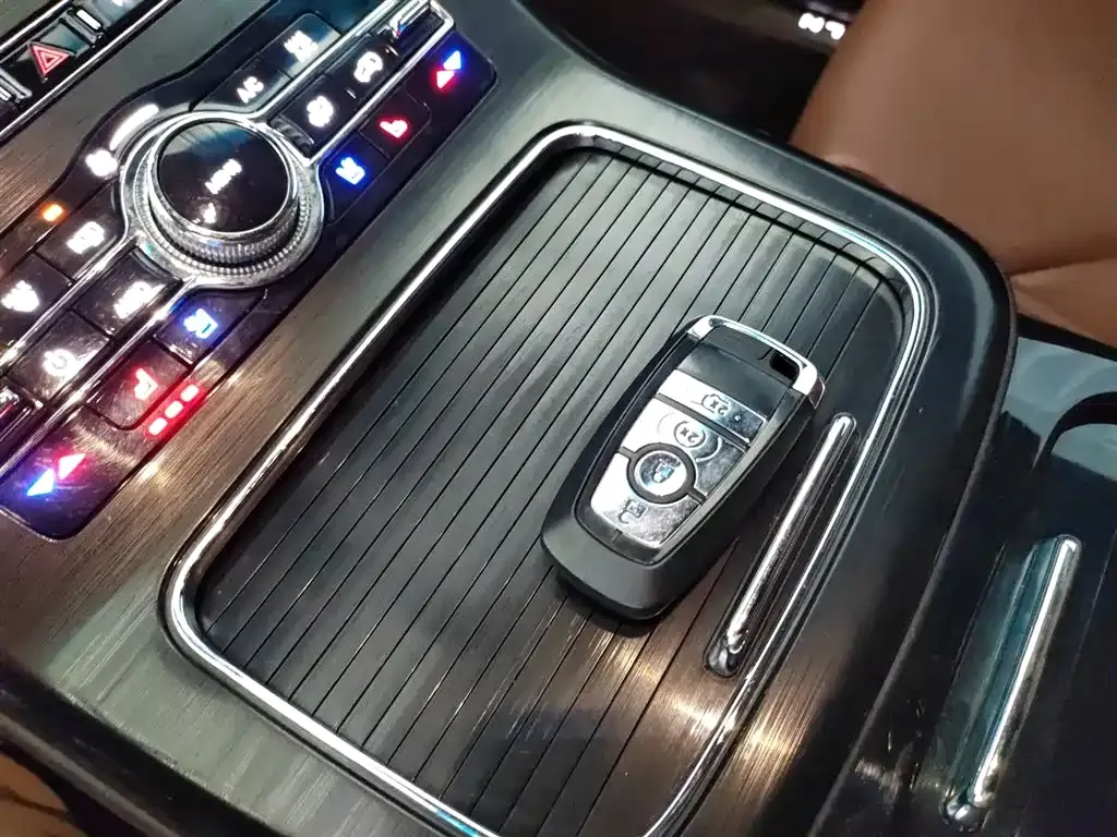 Lincoln Nautilus 2021 из CN, фото 8