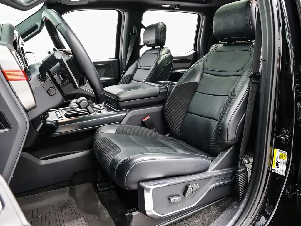 Ford F-150 Raptor — фото 9