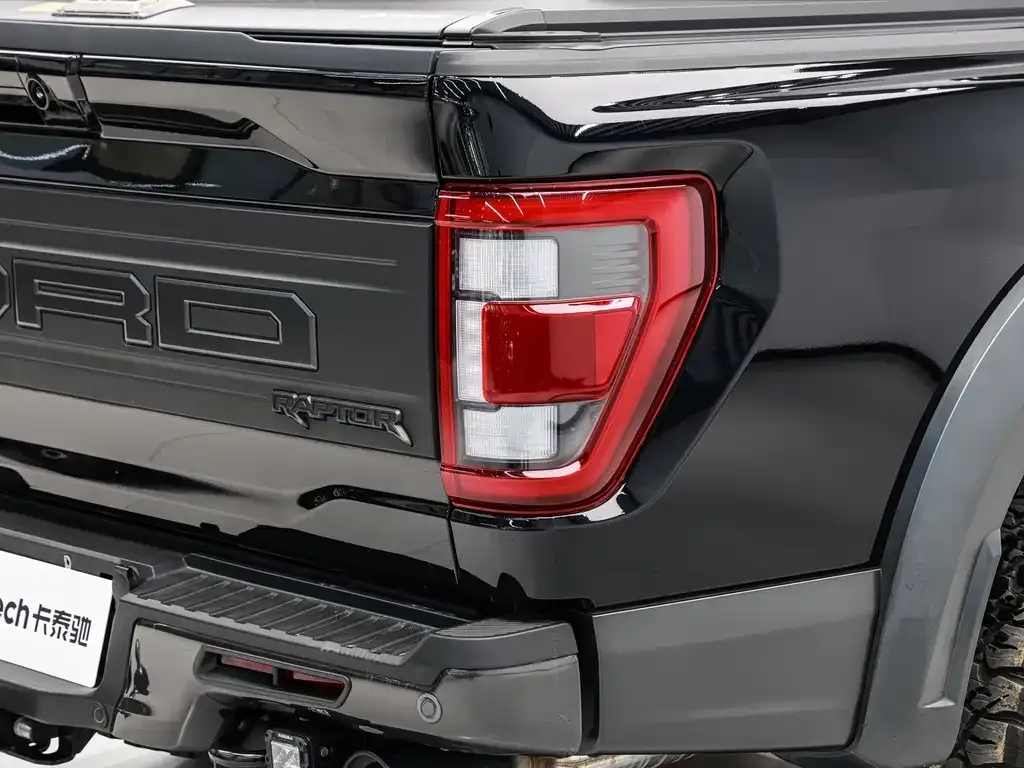 Ford F-150 Raptor — фото 8