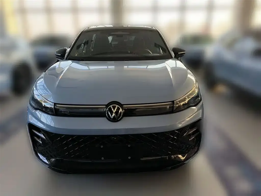 Volkswagen Tiguan L 2024 из CN, фото 6