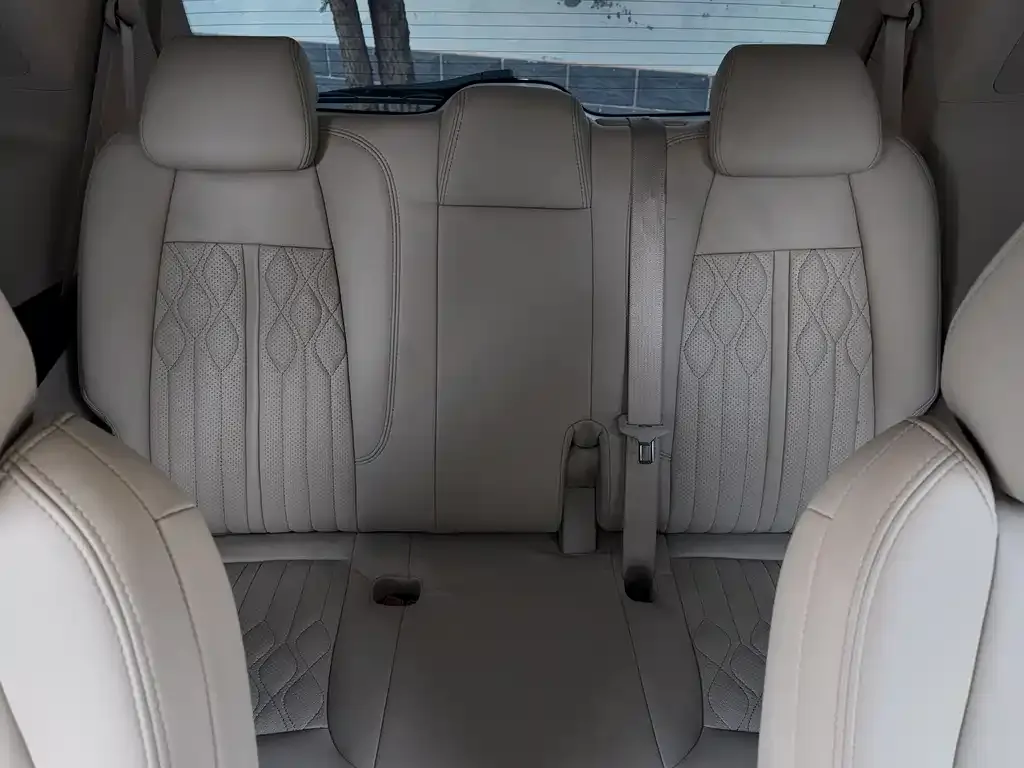 Buick GL8 2024 из CN, фото 8