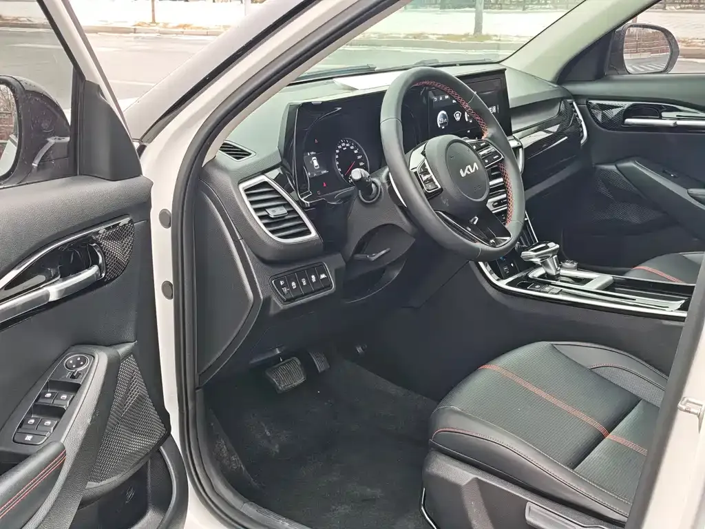 Kia KX3 — фото 4
