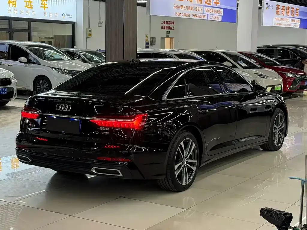 Audi A6L 2021 из CN, фото 3
