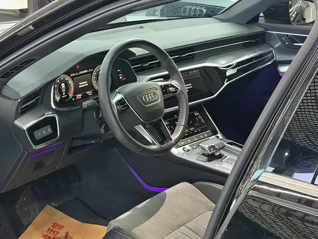 Audi A6L 2021 из CN, фото 4