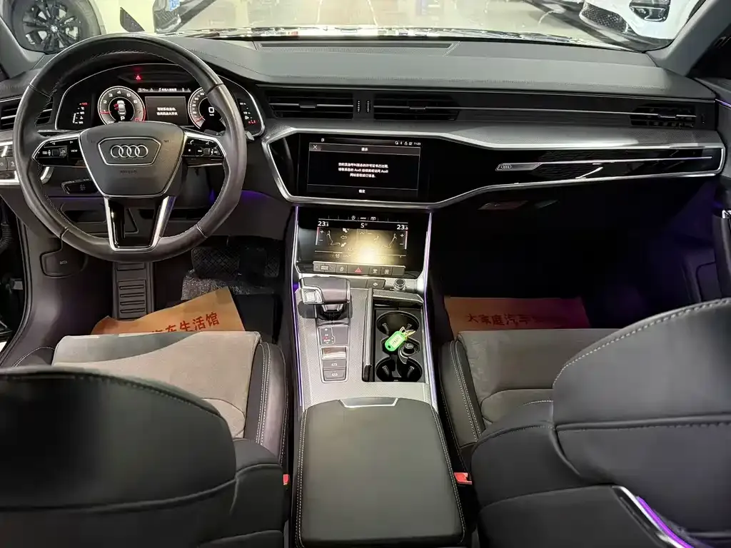 Audi A6L 2021 из CN, фото 2