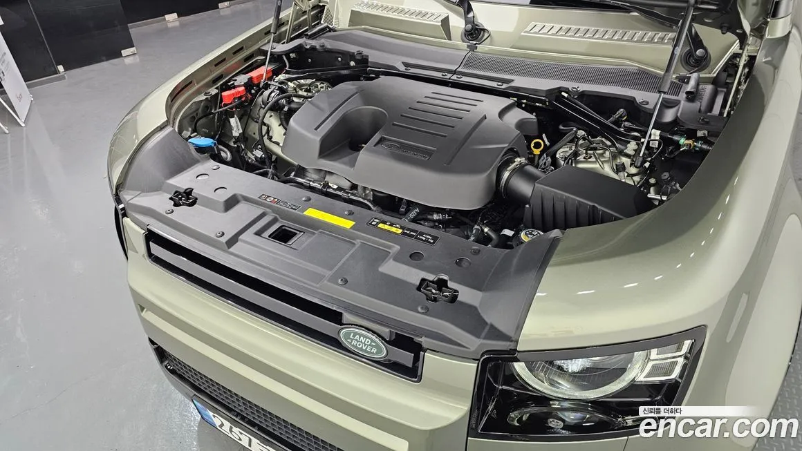 Land Rover Defender 2025 из KR, фото 10