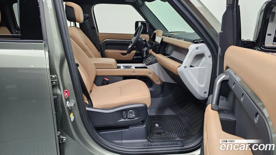 Land Rover Defender 2025 из KR, фото 3