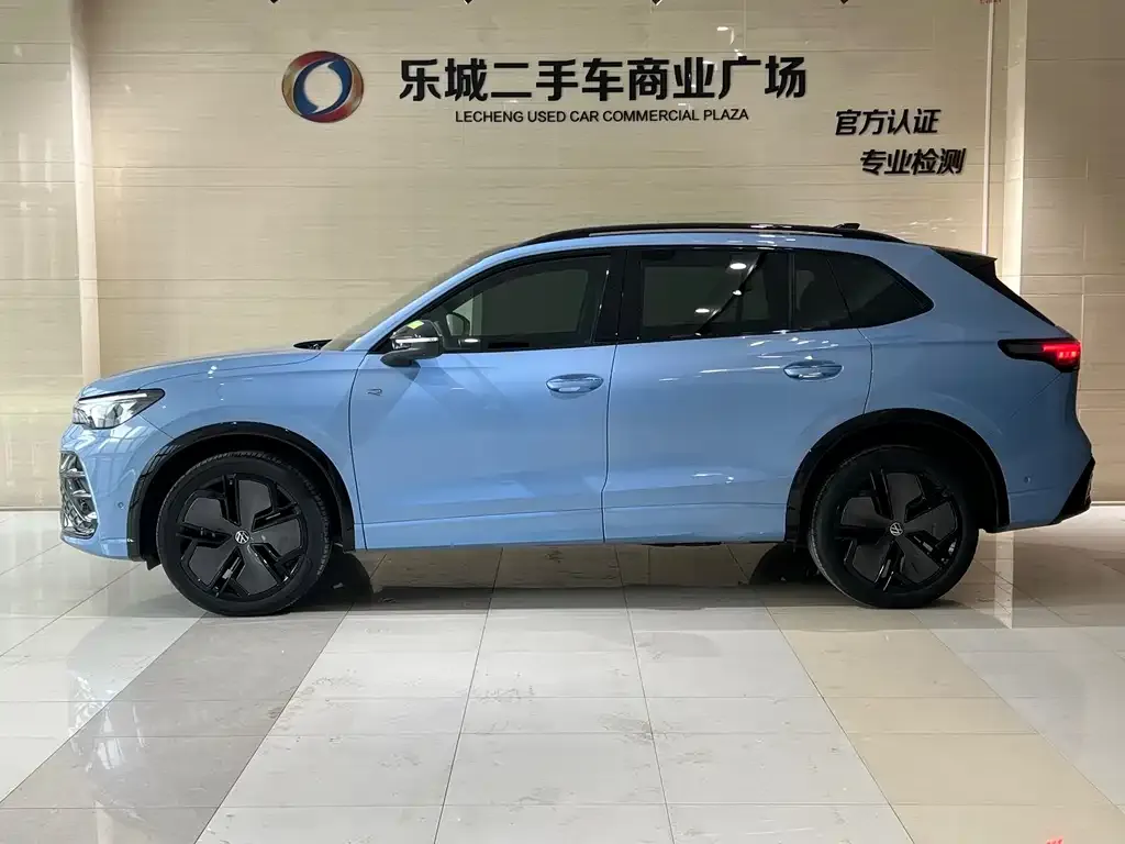 Volkswagen Tiguan L 2024 из CN, фото 8