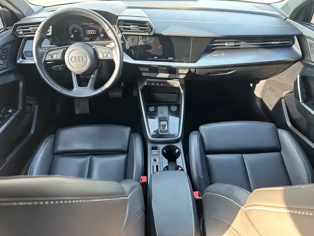 Audi A3 2022 из CN, фото 6