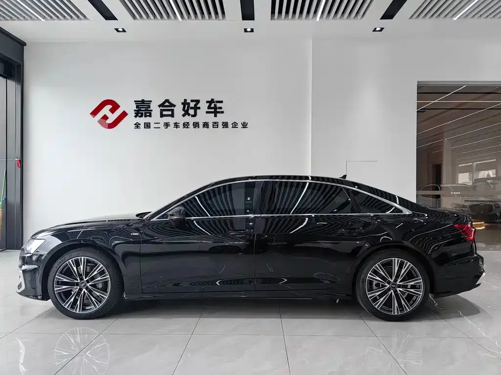 Audi A6L 2023 из CN, фото 3