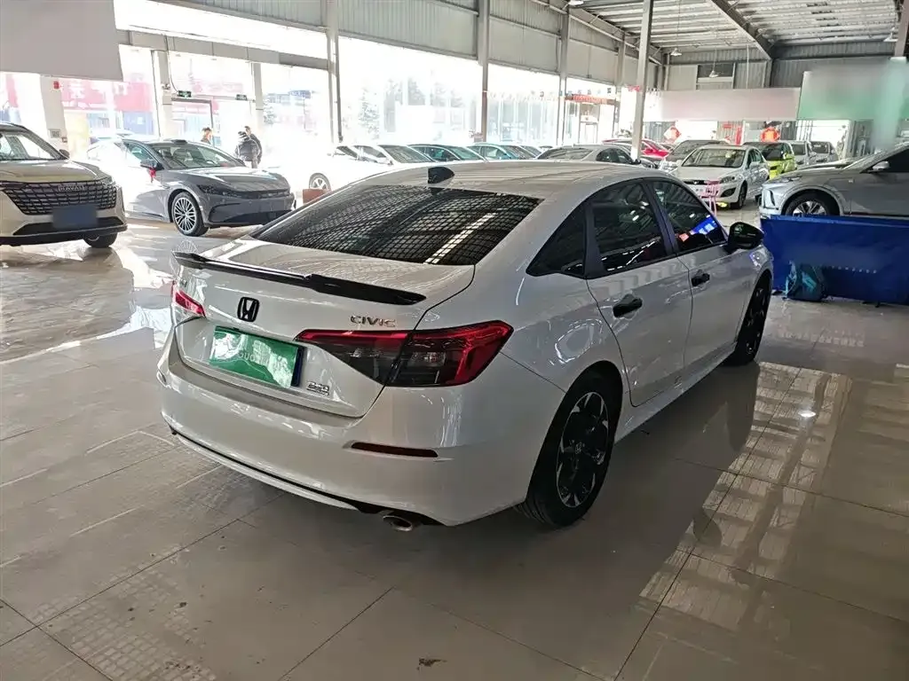 Honda Civic — фото 6