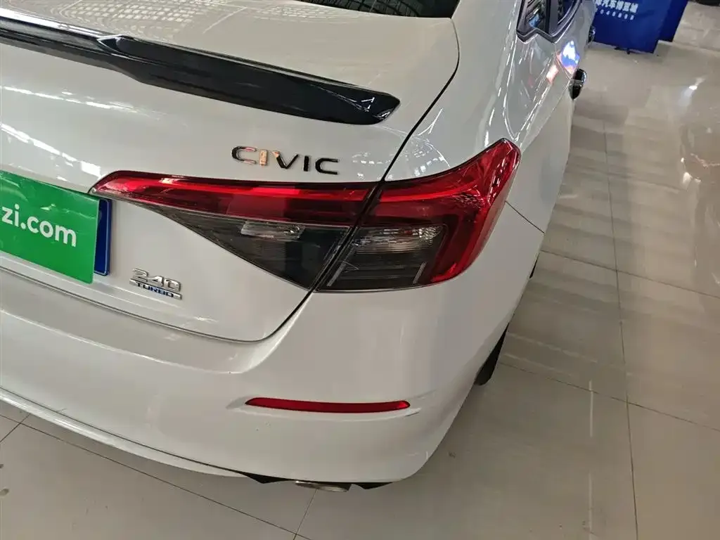 Honda Civic — фото 4