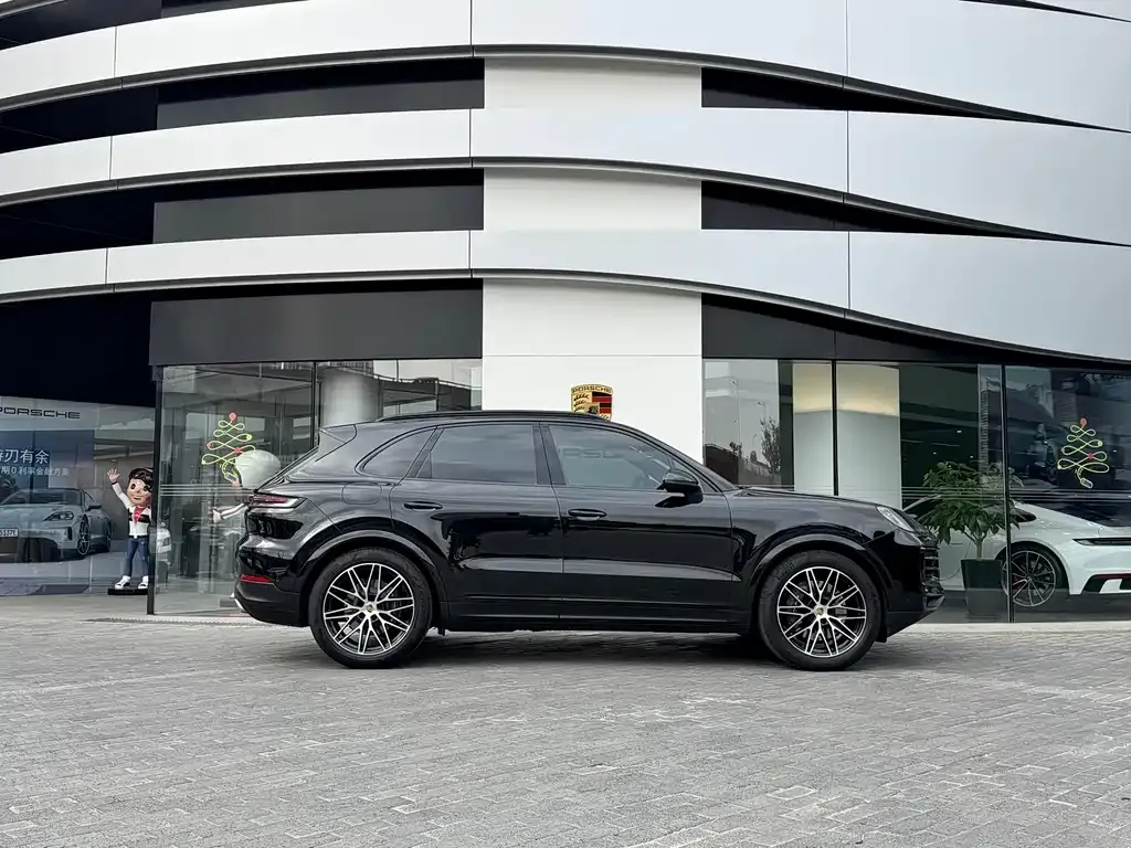 Porsche Cayenne 2024 из CN, фото 7